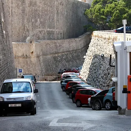 Διαμέρισμα With Wifi - 4681 Ντουμπρόβνικ